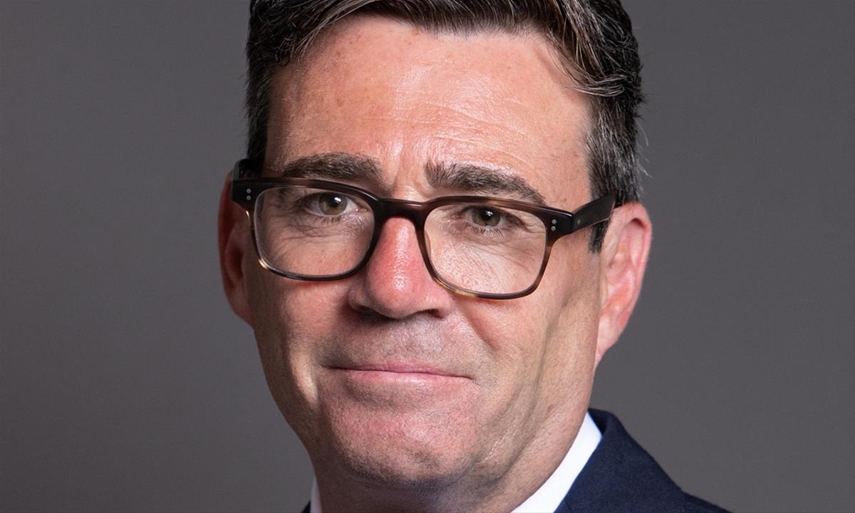 FOTO: Official portrait of Andy Burnham MP