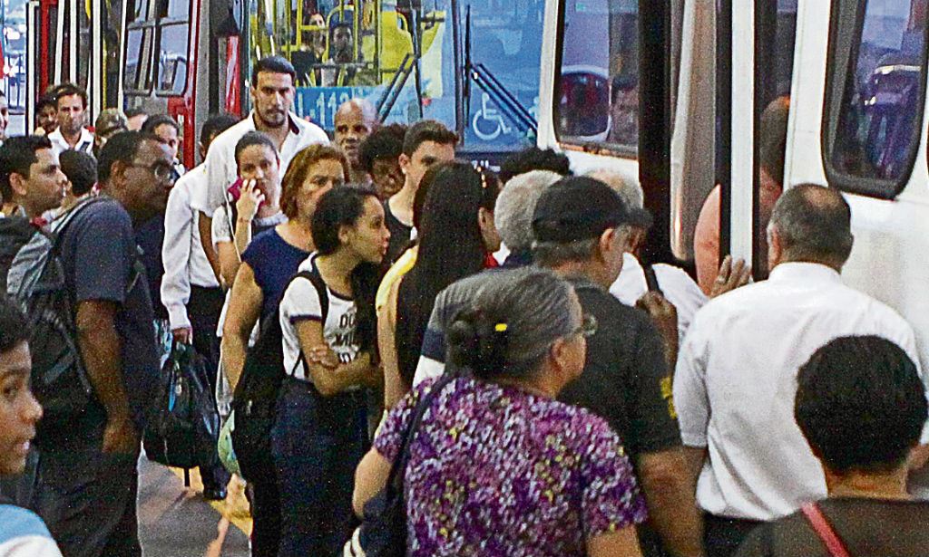 Denis Maciel/DGABC:  Diário do Grande ABC - Notícias e informações do Grande ABC: Santo André, São Bernardo, São Caetano, Diadema, Mauá, Ribeirão Pires e Rio Grande da Serra