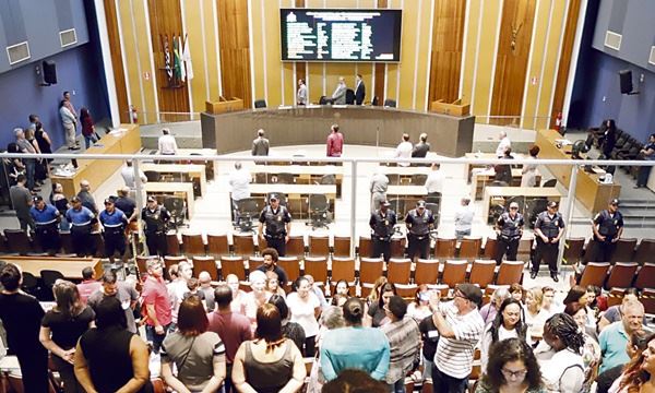 André Henriques 23/12/19 Diário do Grande ABC - Notícias e informações do Grande ABC: Santo André, São Bernardo, São Caetano, Diadema, Mauá, Ribeirão Pires e Rio Grande da Serra