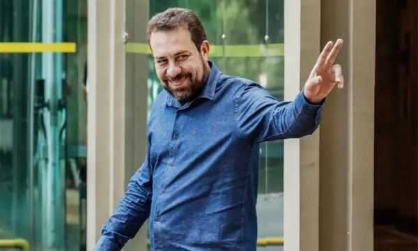 FOTO: Leandro Paiva/Campanha Boulos Diário do Grande ABC - Notícias e informações do Grande ABC: Santo André, São Bernardo, São Caetano, Diadema, Mauá, Ribeirão Pires e Rio Grande da Serra