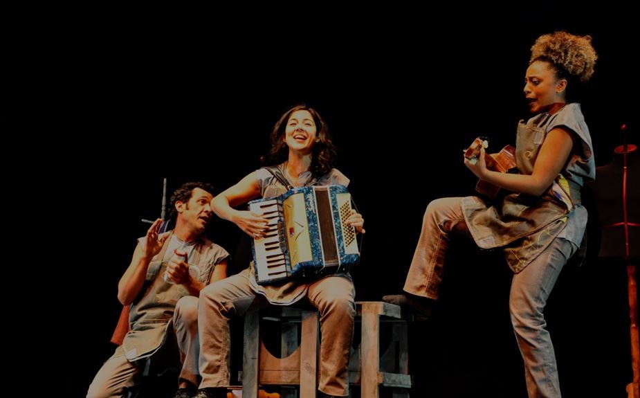 A Princesa e a Costureira Com Teatro da Conspiração (Foto: Alexandre Krug) Diário do Grande ABC - Notícias e informações do Grande ABC: Santo André, São Bernardo, São Caetano, Diadema, Mauá, Ribeirão Pires e Rio Grande da Serra