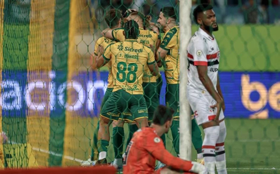 (FOTO: Asscom/Dourado) Diário do Grande ABC - Notícias e informações do Grande ABC: Santo André, São Bernardo, São Caetano, Diadema, Mauá, Ribeirão Pires e Rio Grande da Serra