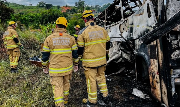 Foto: Corpo de Bombeiros/Minas Gerais Diário do Grande ABC - Notícias e informações do Grande ABC: Santo André, São Bernardo, São Caetano, Diadema, Mauá, Ribeirão Pires e Rio Grande da Serra