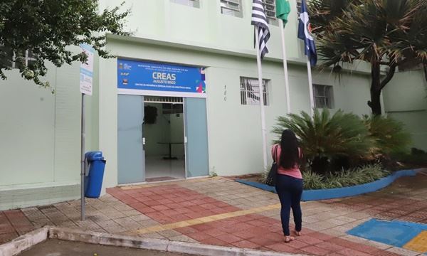 Promotora diz que o Creas está sendo negligenciado pela Prefeitura de São Caetano (FOTO: Celso Luiz 6/2/23) Diário do Grande ABC - Notícias e informações do Grande ABC: Santo André, São Bernardo, São Caetano, Diadema, Mauá, Ribeirão Pires e Rio Grande da Serra