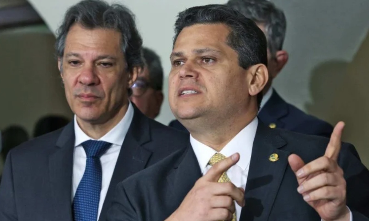 FOTO: Antônio Cruz/Da Agência Brasil Diário do Grande ABC - Notícias e informações do Grande ABC: Santo André, São Bernardo, São Caetano, Diadema, Mauá, Ribeirão Pires e Rio Grande da Serra