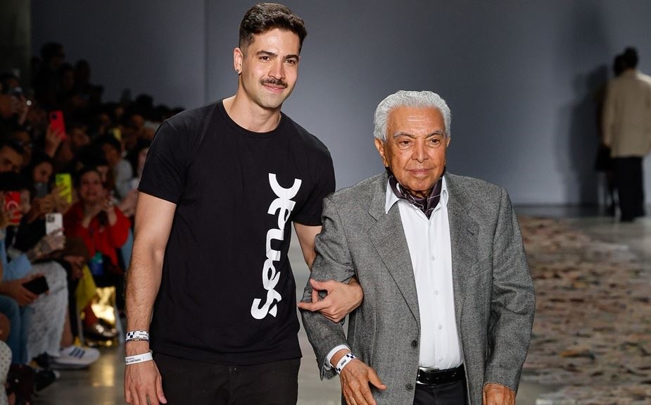 Rafael Caetano apresentou em seu último desfile uma homenagem para Mauricio de Sousa (FOTO: Ze Takahashi/@agfotosite) Diário do Grande ABC - Notícias e informações do Grande ABC: Santo André, São Bernardo, São Caetano, Diadema, Mauá, Ribeirão Pires e Rio Grande da Serra