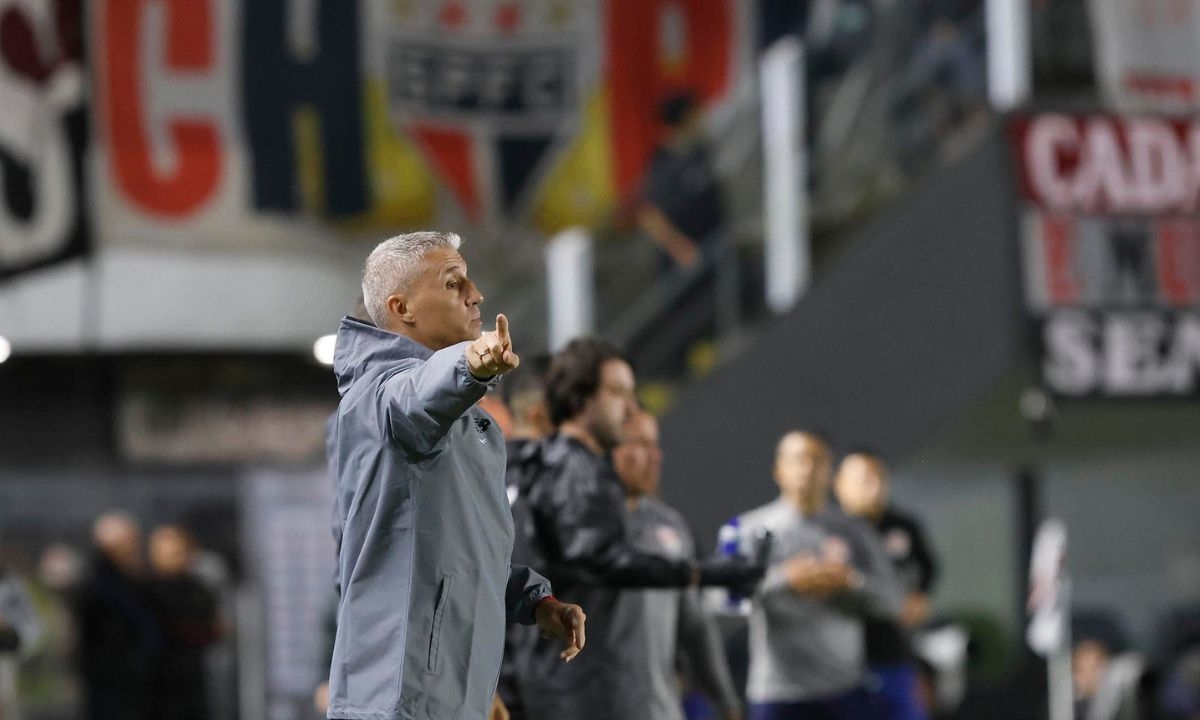 FOTO: Rubens Chiri / São Paulo FC Diário do Grande ABC - Notícias e informações do Grande ABC: Santo André, São Bernardo, São Caetano, Diadema, Mauá, Ribeirão Pires e Rio Grande da Serra