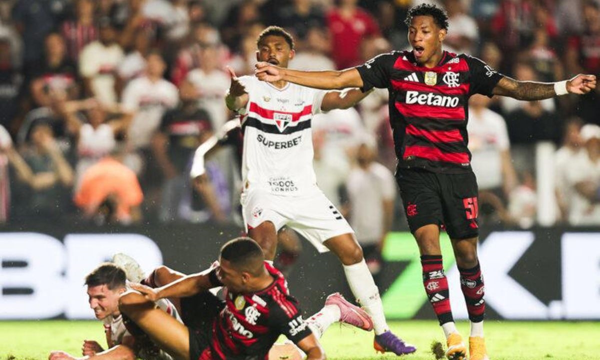 FOTO: Gilvan de Souza/Flamengo Diário do Grande ABC - Notícias e informações do Grande ABC: Santo André, São Bernardo, São Caetano, Diadema, Mauá, Ribeirão Pires e Rio Grande da Serra