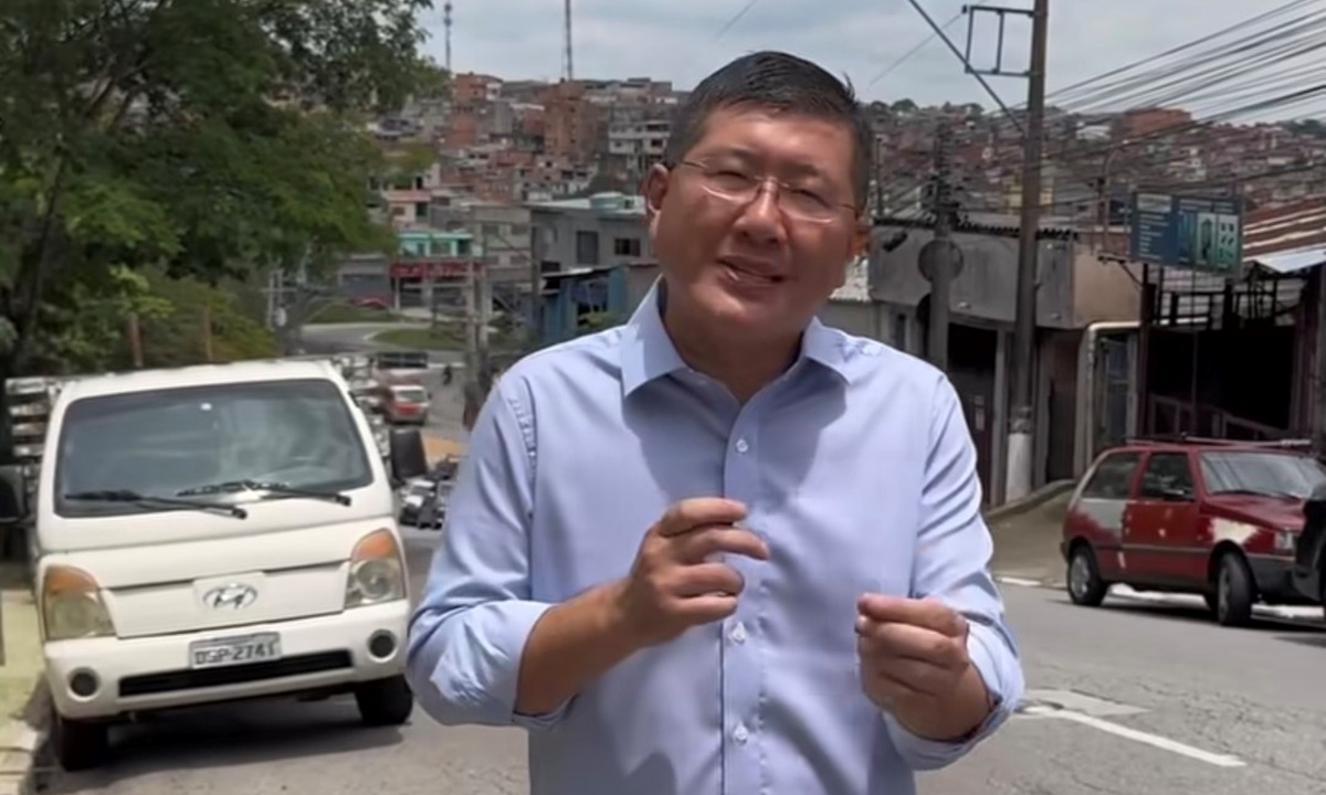 Prefeito Taka Yamauchi (MDB) comemora em suas redes sociais a retirada do sexto equipamento FOTO: Reprodução Diário do Grande ABC - Notícias e informações do Grande ABC: Santo André, São Bernardo, São Caetano, Diadema, Mauá, Ribeirão Pires e Rio Grande da Serra