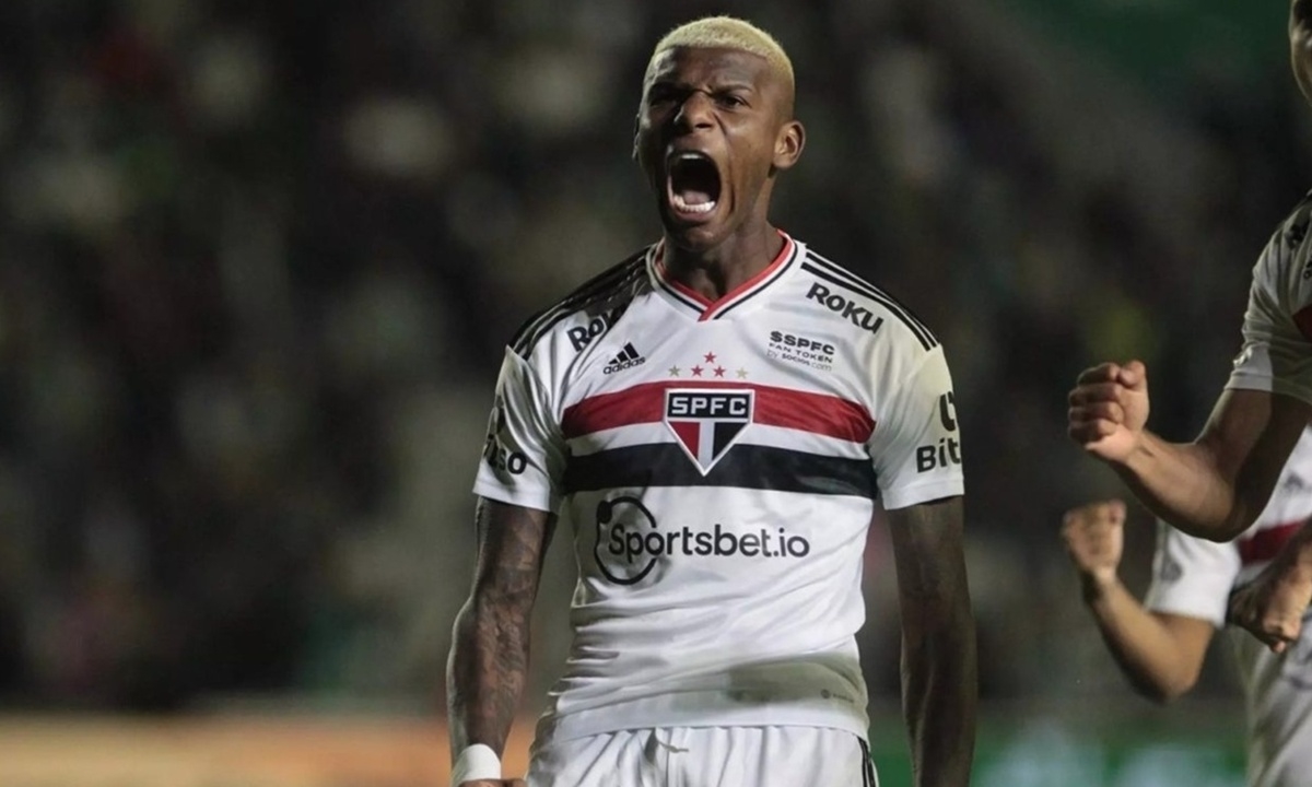 FOTO: Rubens Chiri/São Paulo FC Diário do Grande ABC - Notícias e informações do Grande ABC: Santo André, São Bernardo, São Caetano, Diadema, Mauá, Ribeirão Pires e Rio Grande da Serra