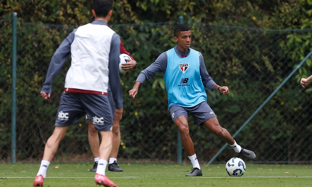 FOTO: Rubens Chiri/São Paulo FC Diário do Grande ABC - Notícias e informações do Grande ABC: Santo André, São Bernardo, São Caetano, Diadema, Mauá, Ribeirão Pires e Rio Grande da Serra