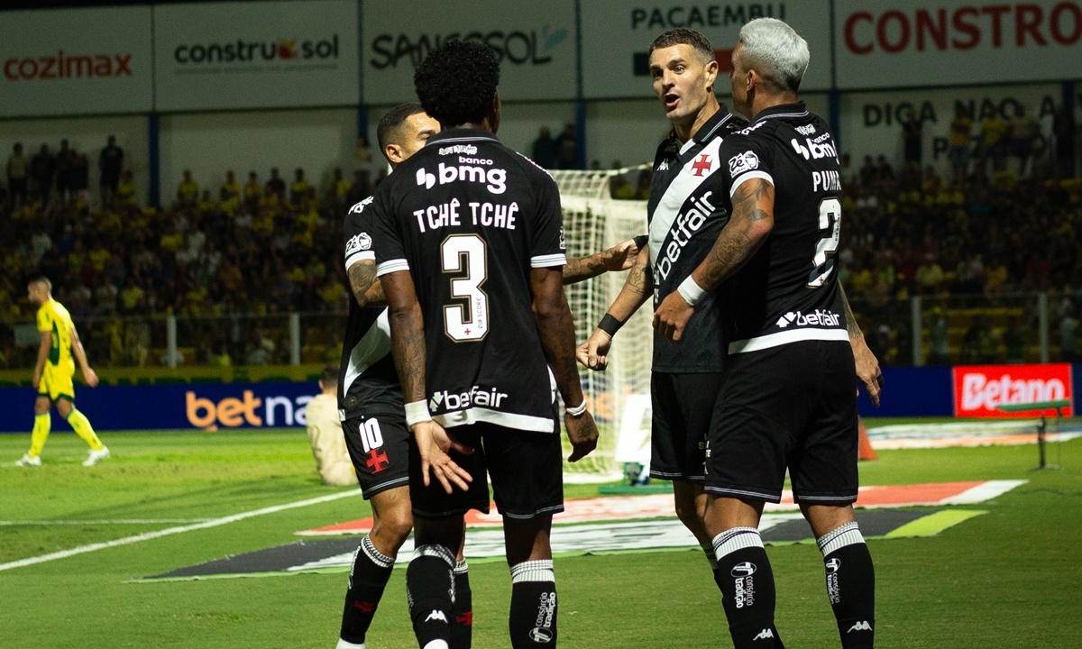 Vasco x CSA: confira prováveis escalações, horário e onde assistir - 07 ...