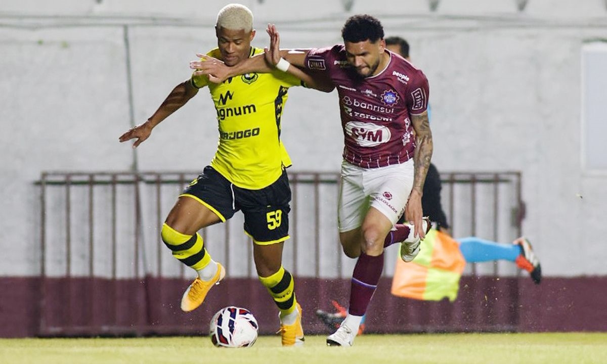 FOTO: Luis F. Amorin/São Bernardo FC Diário do Grande ABC - Notícias e informações do Grande ABC: Santo André, São Bernardo, São Caetano, Diadema, Mauá, Ribeirão Pires e Rio Grande da Serra