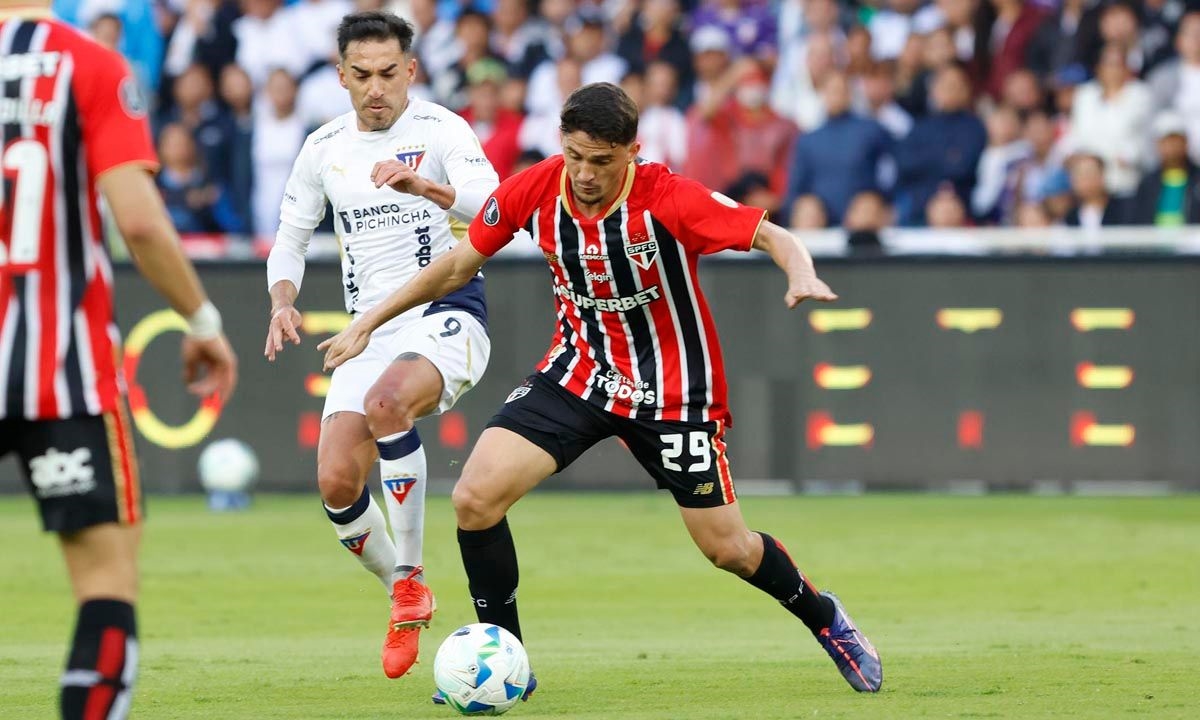FOTO: Rubens Chiri/São Paulo FC Diário do Grande ABC - Notícias e informações do Grande ABC: Santo André, São Bernardo, São Caetano, Diadema, Mauá, Ribeirão Pires e Rio Grande da Serra