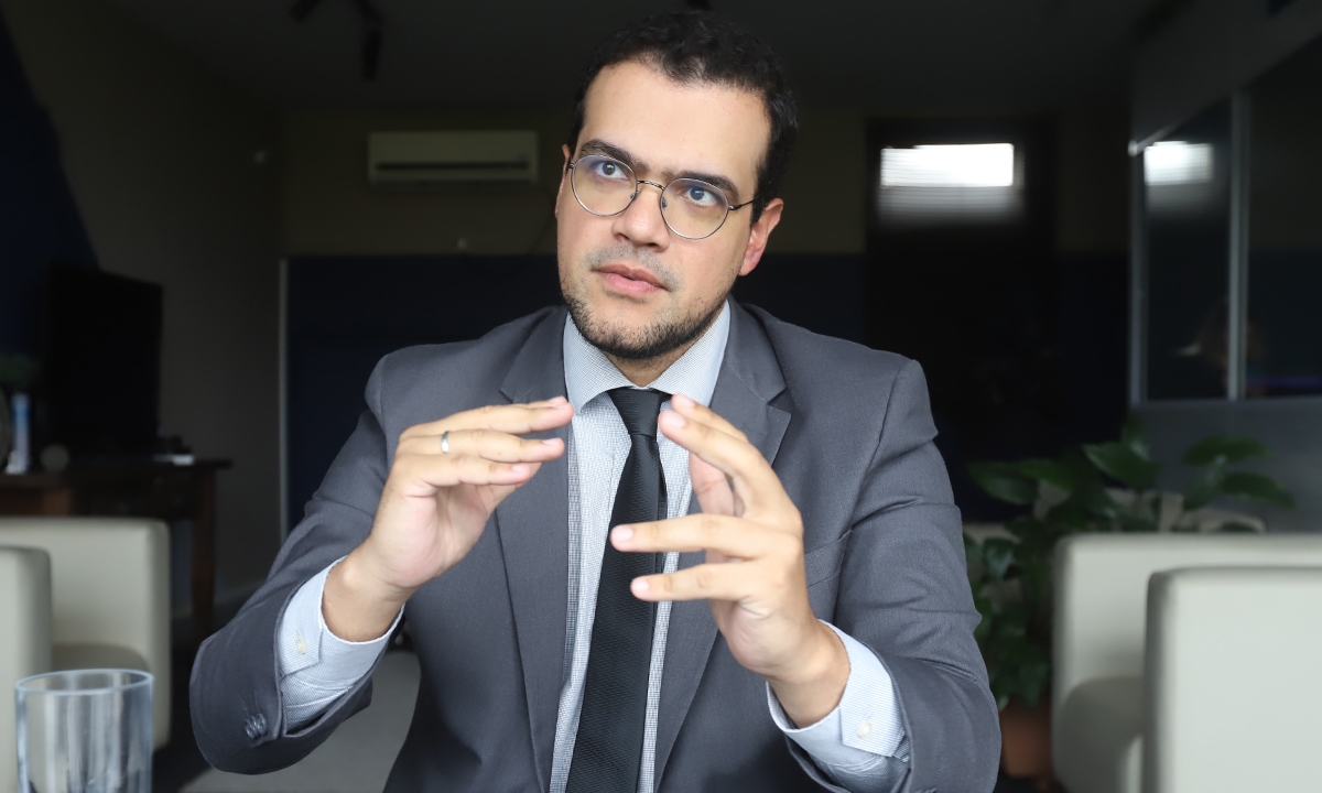 Secretário de Assuntos Jurídicos, Matheus Martins Sant’anna (FOTO: Denis Maciel/DGABC) Diário do Grande ABC - Notícias e informações do Grande ABC: Santo André, São Bernardo, São Caetano, Diadema, Mauá, Ribeirão Pires e Rio Grande da Serra
