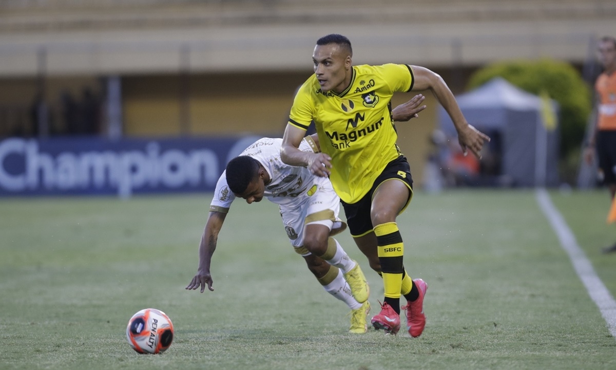 FOTO: Celso Luiz/DGABC Diário do Grande ABC - Notícias e informações do Grande ABC: Santo André, São Bernardo, São Caetano, Diadema, Mauá, Ribeirão Pires e Rio Grande da Serra
