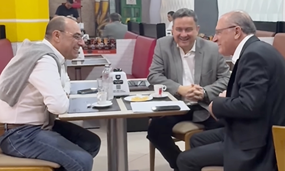 José Auricchio se encontrou com Geraldo Alckmin no fim de outubro de 2025 (FOTO: Reprodução) Diário do Grande ABC - Notícias e informações do Grande ABC: Santo André, São Bernardo, São Caetano, Diadema, Mauá, Ribeirão Pires e Rio Grande da Serra