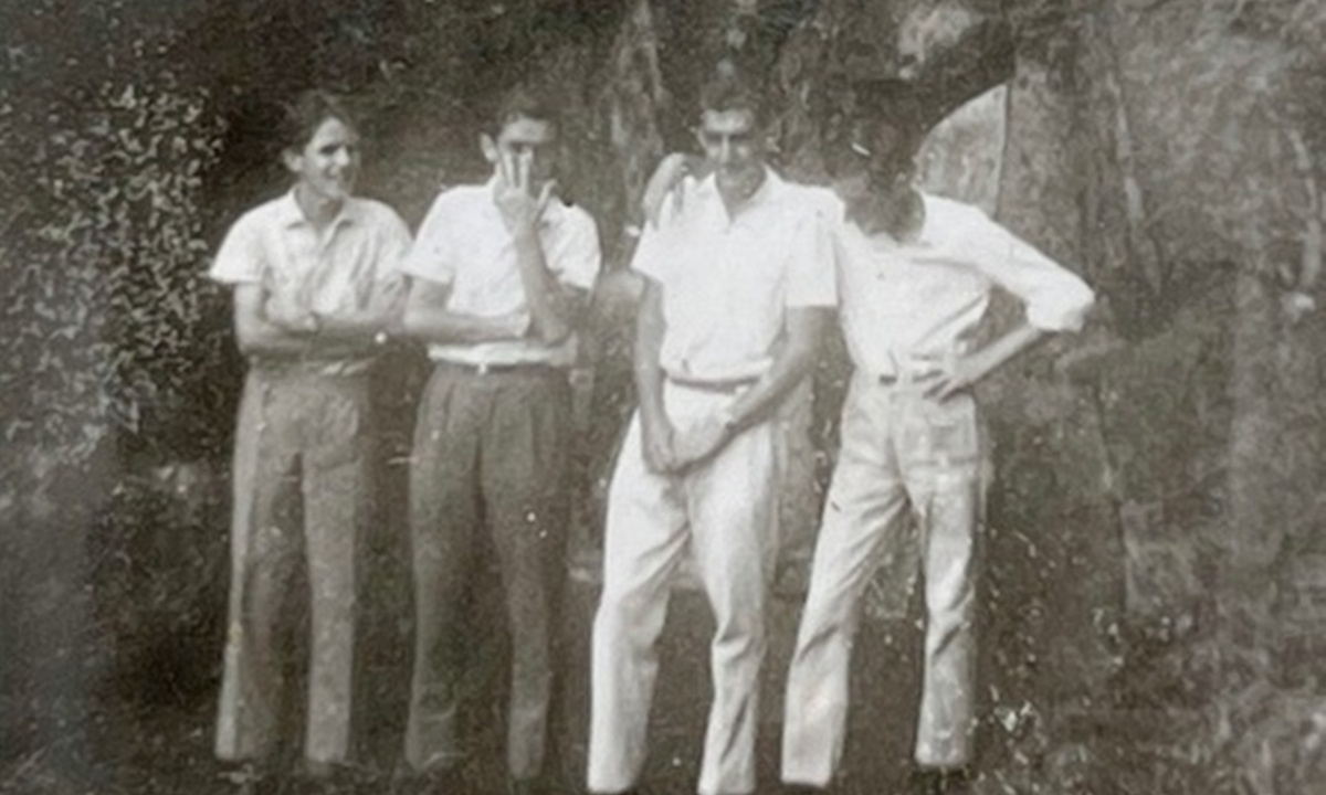 Crédito das fotos 1 – Álbum pessoal Diário do Grande ABC - Notícias e informações do Grande ABC: Santo André, São Bernardo, São Caetano, Diadema, Mauá, Ribeirão Pires e Rio Grande da Serra