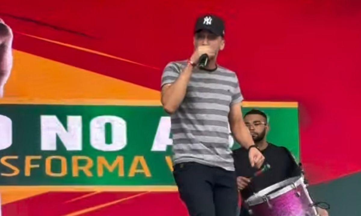 Hyaguinho Vaqueiro se apresenta no Paço de São Bernardo | FOTO: Reprodução Diário do Grande ABC - Notícias e informações do Grande ABC: Santo André, São Bernardo, São Caetano, Diadema, Mauá, Ribeirão Pires e Rio Grande da Serra