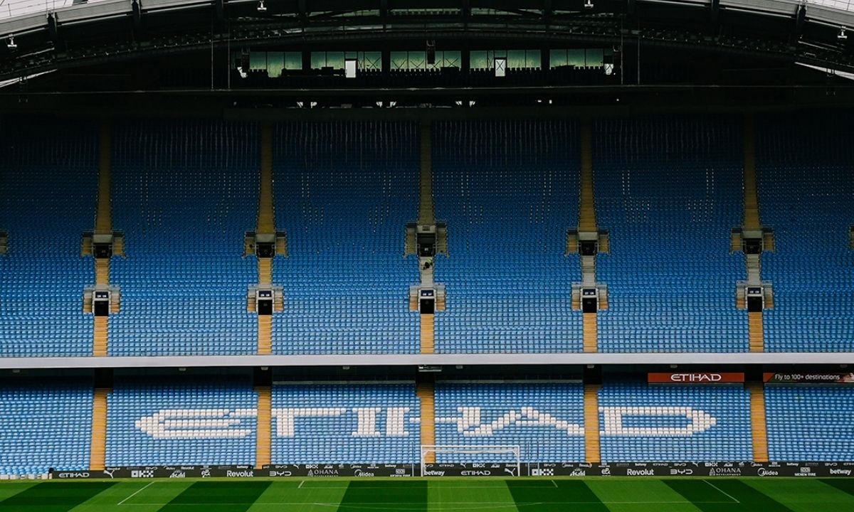Setor que será nomeado como ''''The Pep Guardiola Stand'''' (FOTO: Reprodução/X/Manchester City) Diário do Grande ABC - Notícias e informações do Grande ABC: Santo André, São Bernardo, São Caetano, Diadema, Mauá, Ribeirão Pires e Rio Grande da Serra
