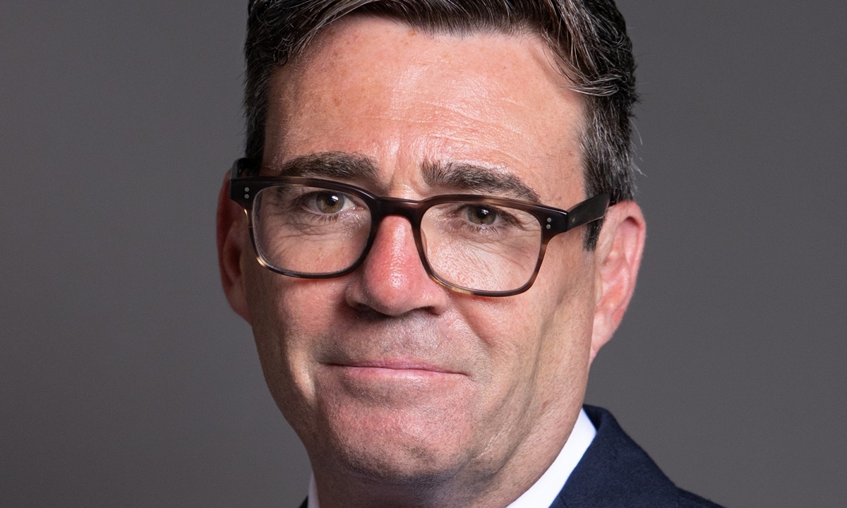FOTO: Official portrait of Andy Burnham MP Diário do Grande ABC - Notícias e informações do Grande ABC: Santo André, São Bernardo, São Caetano, Diadema, Mauá, Ribeirão Pires e Rio Grande da Serra