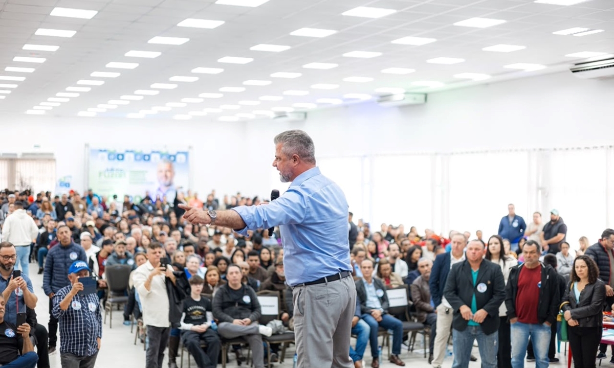 Julinho Fuzari em lançamento da pré-candidatura (FOTO: Divulgação) Diário do Grande ABC - Notícias e informações do Grande ABC: Santo André, São Bernardo, São Caetano, Diadema, Mauá, Ribeirão Pires e Rio Grande da Serra